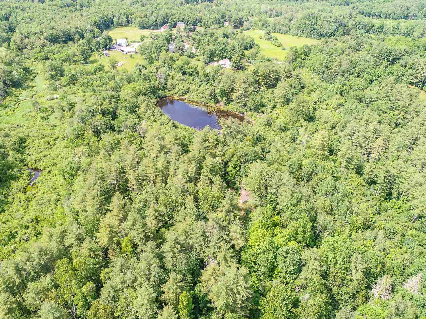 57 Exeter Road Kingston, NH 03848 - Photo 20 of 39