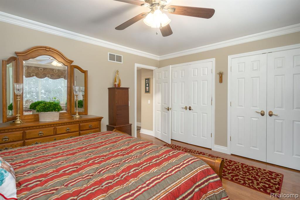 2238 Flanders Drive Rochester Hills, MI 48307 - Photo 18 of 30
