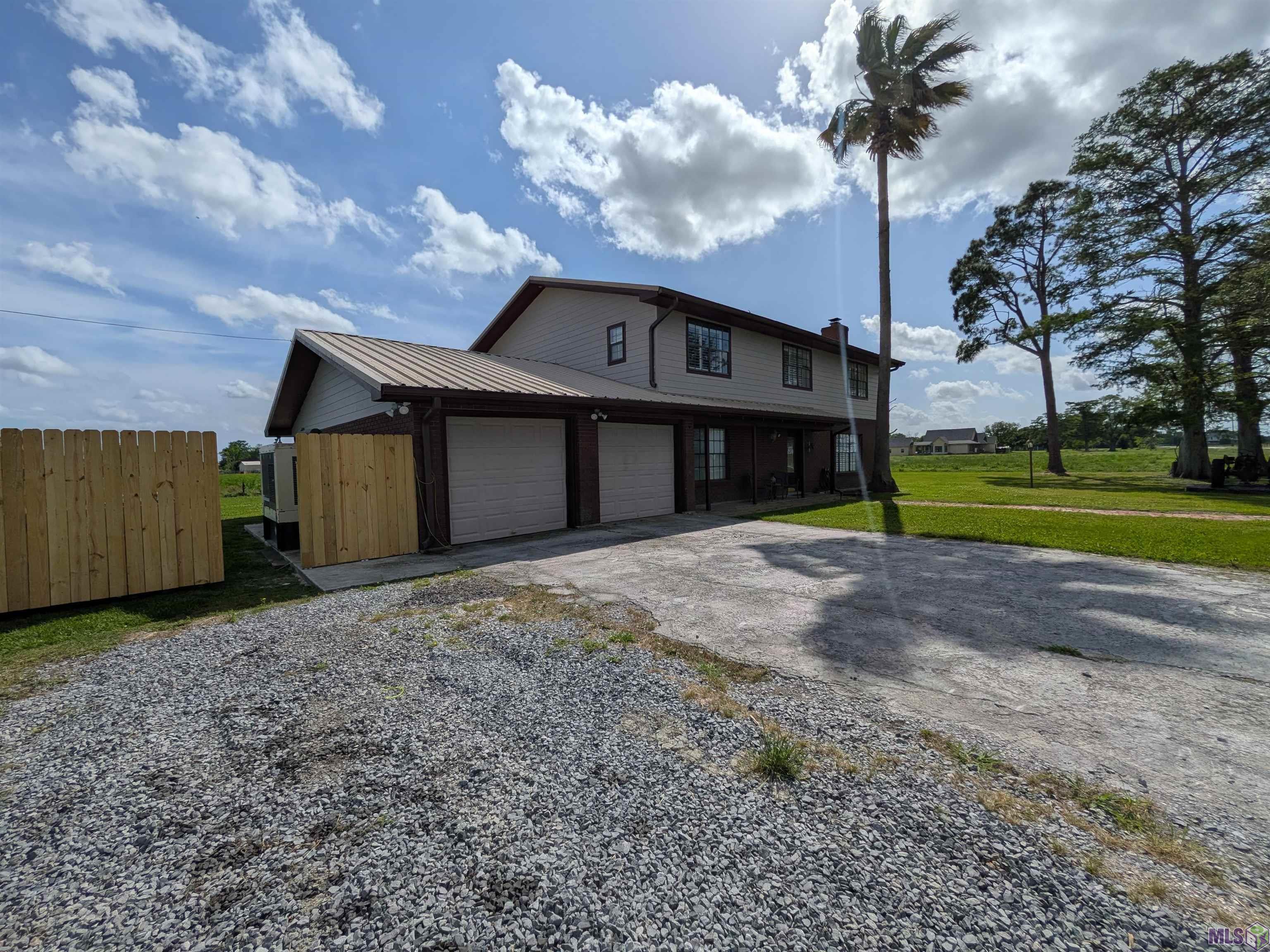 68 Magnolia Street Raceland, LA 70394 - Photo 2 of 46