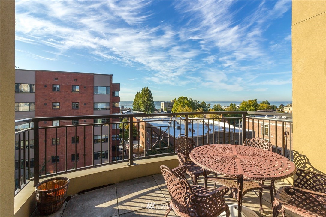 22 West Lee Street, Unit 601 Seattle, WA 98119 - Photo 12 of 25