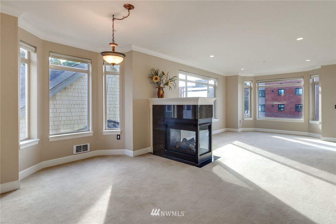 22 West Lee Street, Unit 601 Seattle, WA 98119 - Photo 9 of 25
