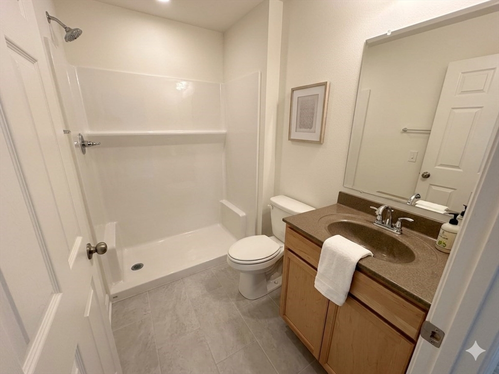 685 West Street, Unit 3 Amherst, MA 01002 - Photo 6 of 11
