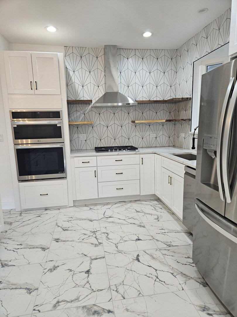 5402 North Mobile Avenue Chicago, IL 60630 - Photo 11 of 42