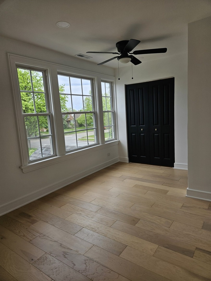 5402 North Mobile Avenue Chicago, IL 60630 - Photo 16 of 42