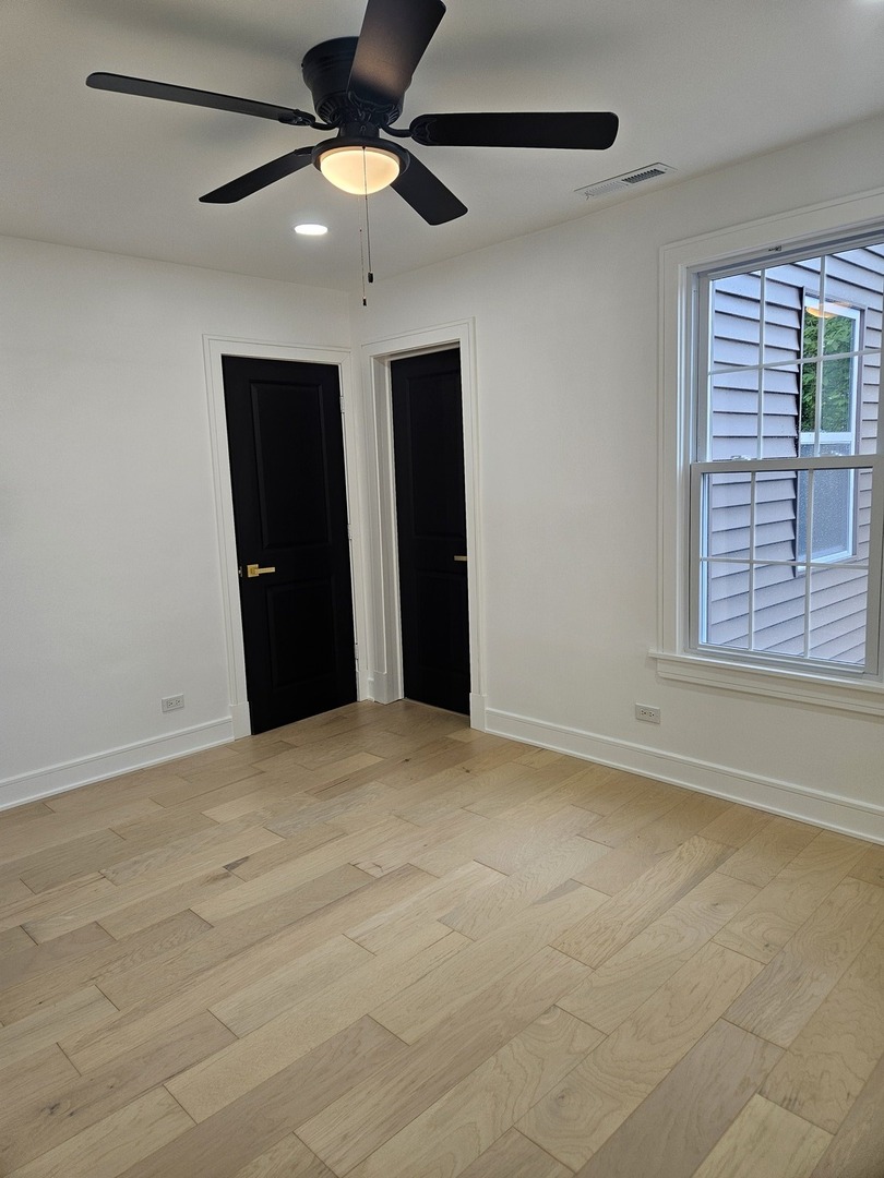 5402 North Mobile Avenue Chicago, IL 60630 - Photo 18 of 42