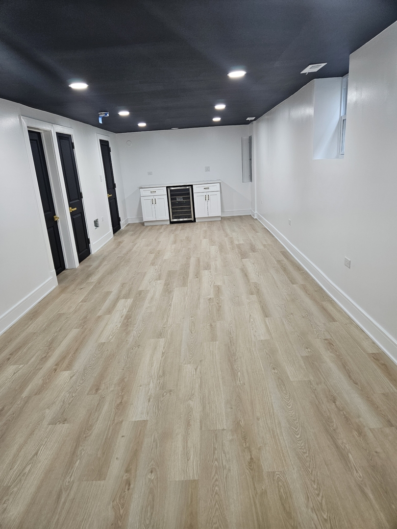 5402 North Mobile Avenue Chicago, IL 60630 - Photo 30 of 42