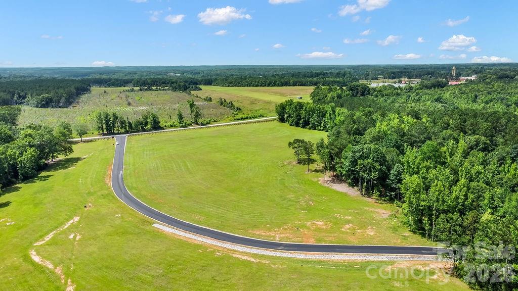 140 Flowing Rock Road, Unit 4 Honea Path, SC 29654 - Photo 5 of 13