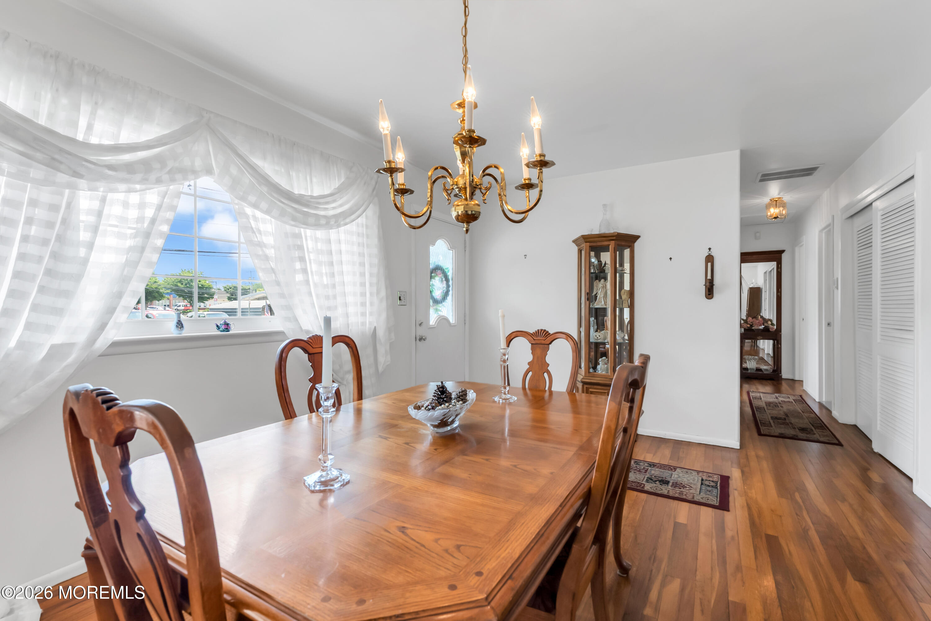 4 Middlesex Road Matawan, NJ 07747 - Photo 2 of 42 DINING ROOM