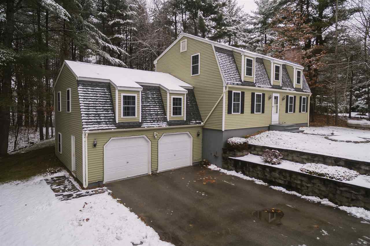 4 Speare Road Hudson, NH 03051 - Photo 2 of 29
