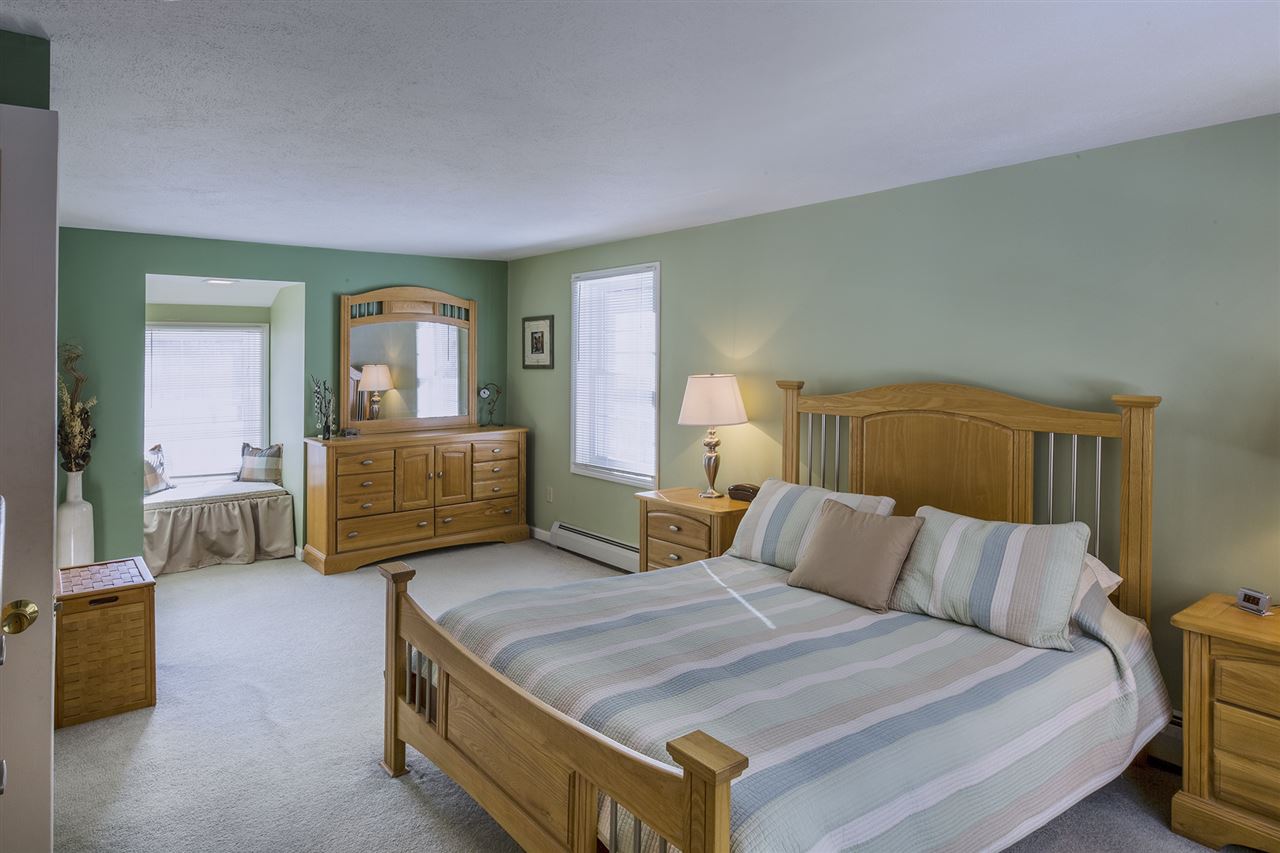 4 Speare Road Hudson, NH 03051 - Photo 17 of 29