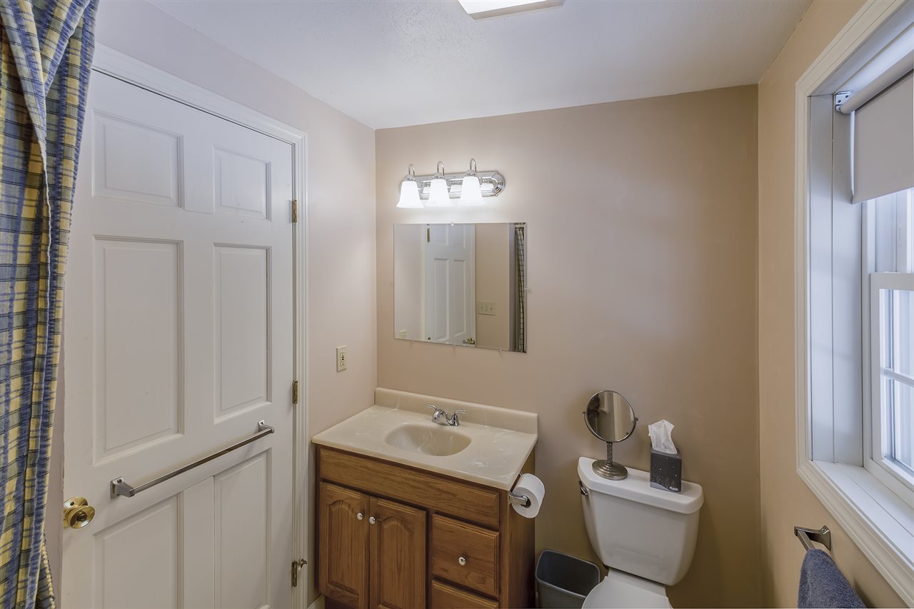 4 Speare Road Hudson, NH 03051 - Photo 22 of 29