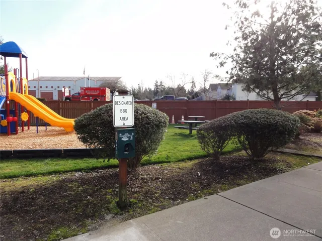 $263,500 | 10008 186th Street East, Unit 102, Puyallup, WA 98375