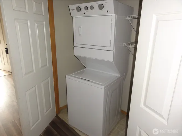 $263,500 | 10008 186th Street East, Unit 102, Puyallup, WA 98375