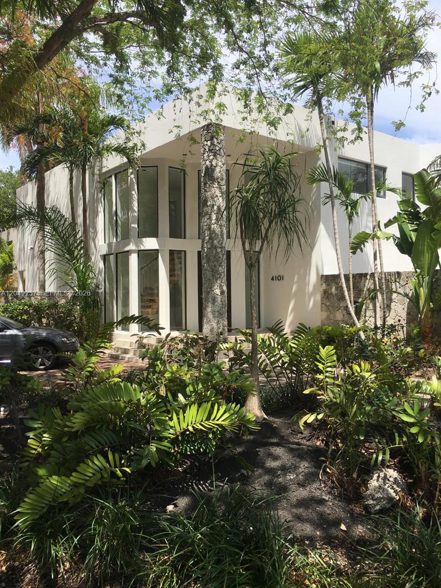 4101 Battersea Road, Unit 1 Miami, FL 33133 - Photo 1 of 25