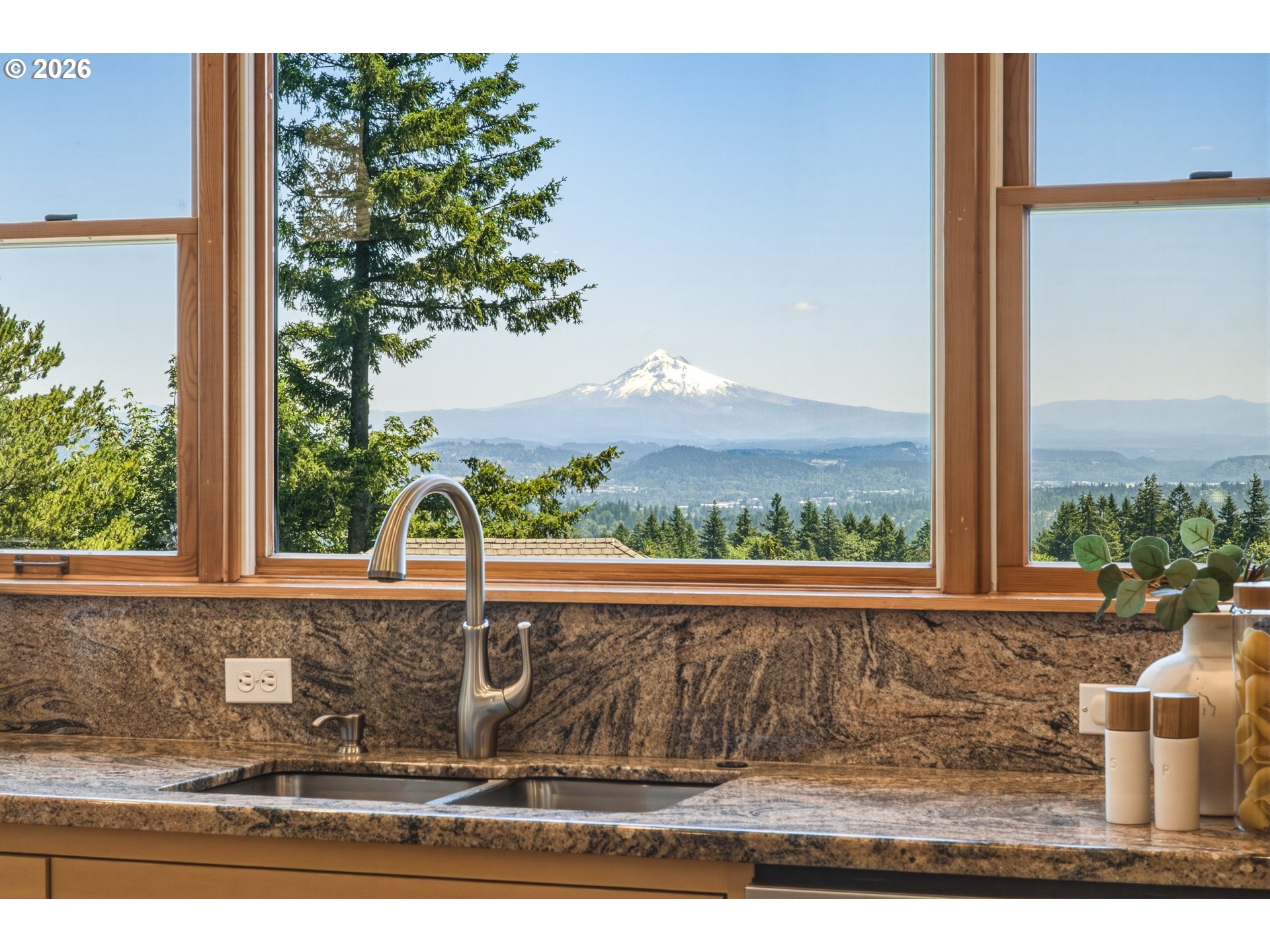 8 Garibaldi Street Lake Oswego, OR 97035 - Photo 16 of 47
