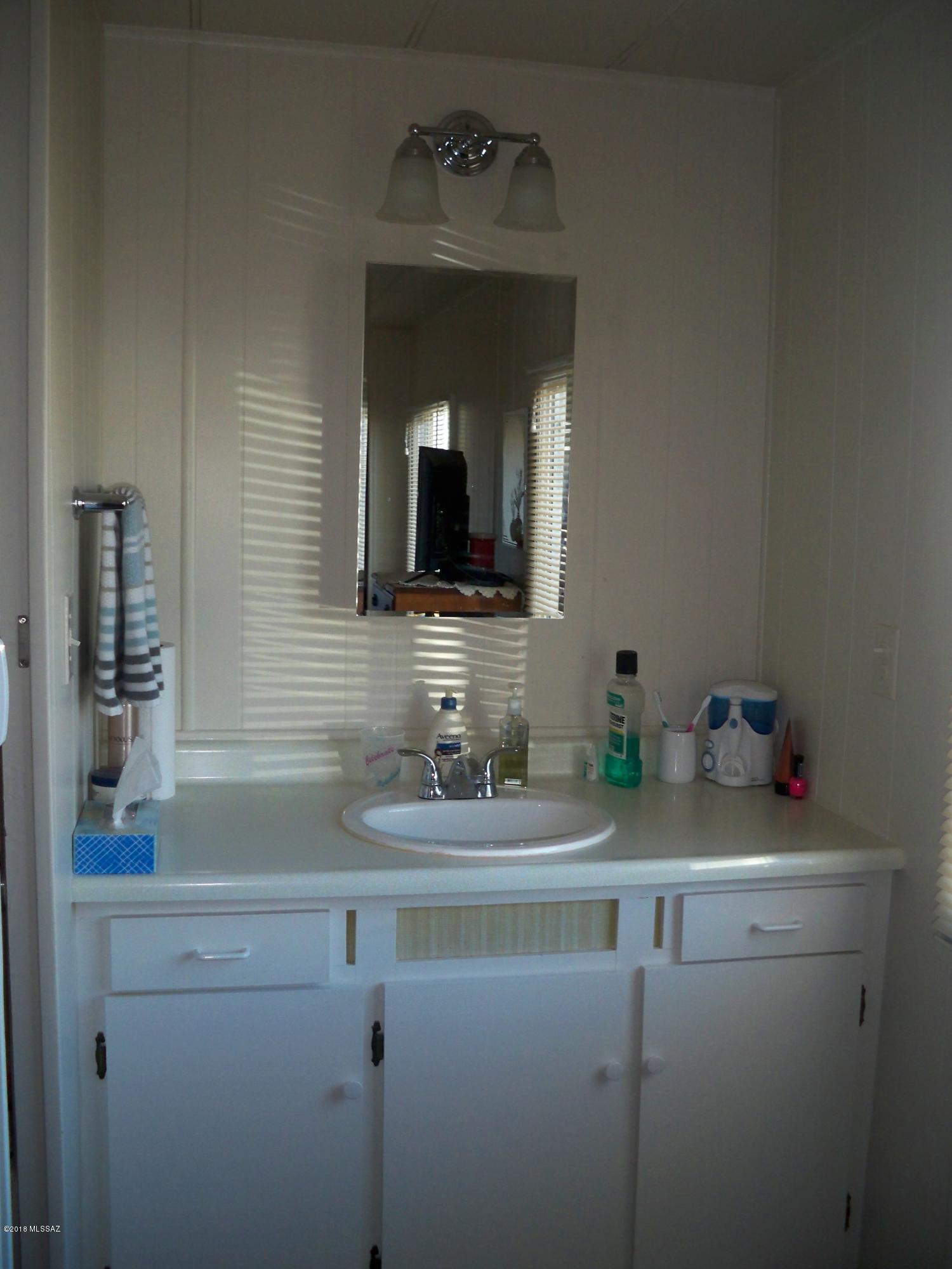 5317 West Box R Street Tucson, AZ 85713 - Photo 13 of 27 Gallery Image 13