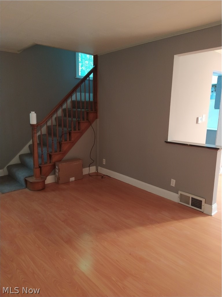1035 Avon Street Akron, OH 44310 - Photo 7 of 27 Gallery Image 7