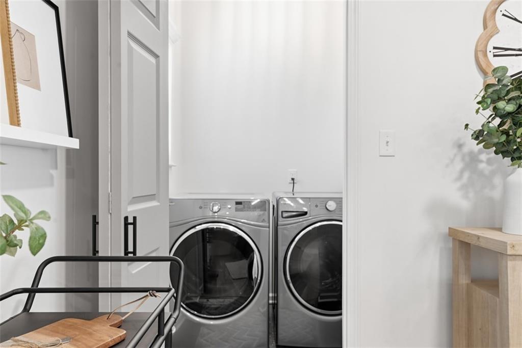 139 Rylie Drive Harmony, PA 16037 - Photo 19 of 46 a utility room with dryer and washer