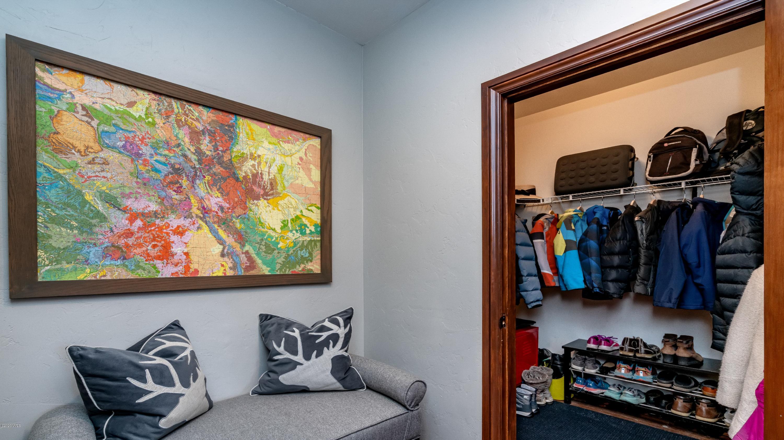 52 Andover Trail Edwards, CO 81632 - Photo 19 of 33 a view of a livingroom with furniture and workspace