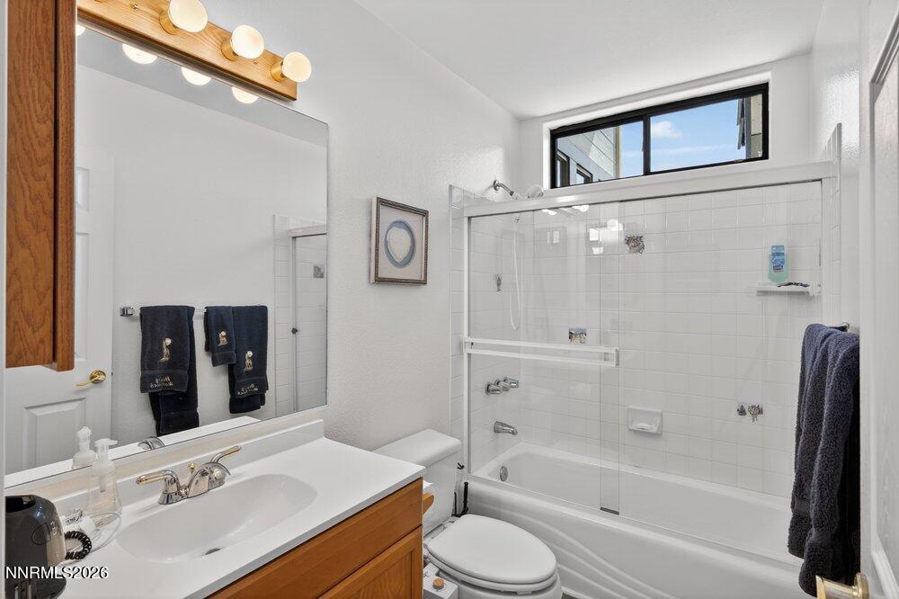 1790 Combination Road Reno, NV 89521 - Photo 17 of 46 bath1
