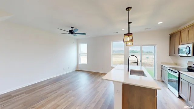 $303,718 | 5934 Butterfield Court, Bettendorf, IA 52722