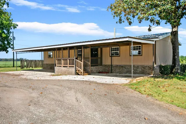 $217,450 | 13451 Highway 89, Jay, FL 32565