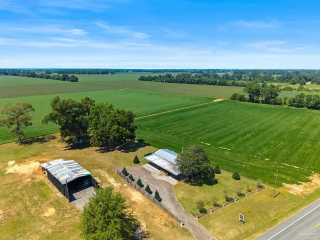 $217,450 | 13451 Highway 89, Jay, FL 32565