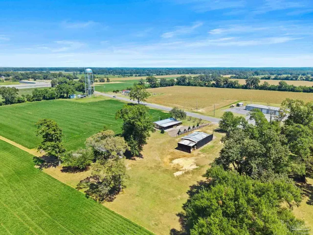 $217,450 | 13451 Highway 89, Jay, FL 32565