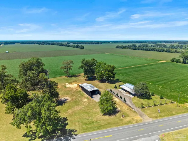 $217,450 | 13451 Highway 89, Jay, FL 32565