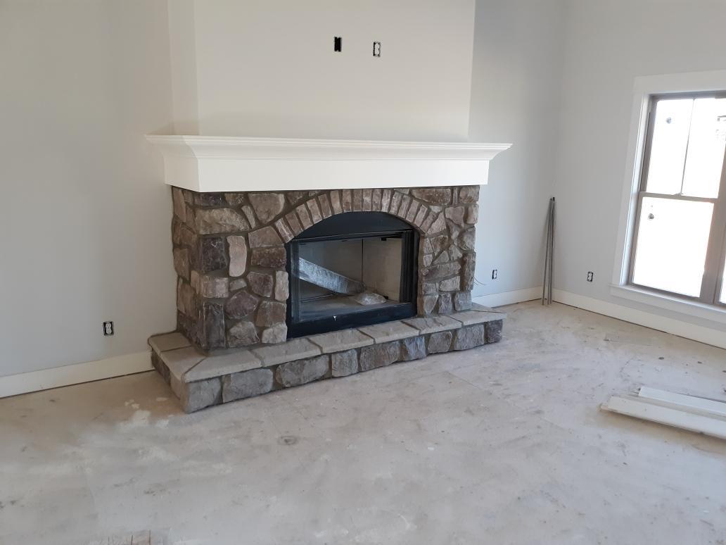 1632 Columbia Road Dickson, TN 37055 - Photo 5 of 10 Gallery Image 5