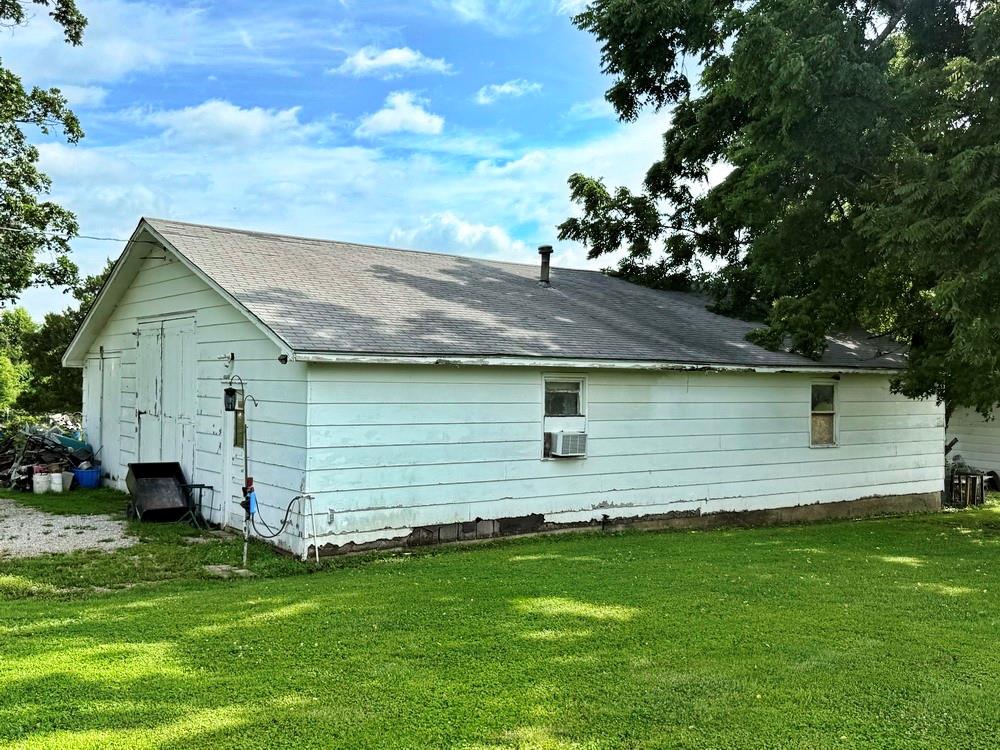 5125 Southwest 815 Road El Dorado Springs, MO 64744 - Photo 29 of 48