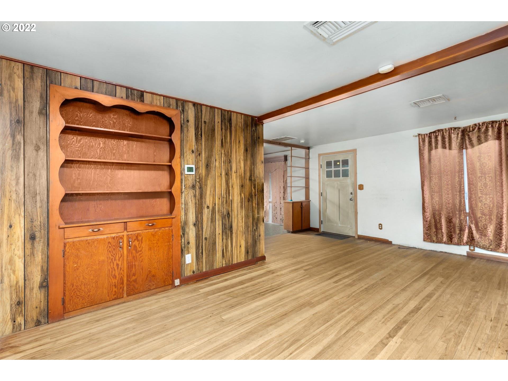 31304 New Kirk Road Scappoose, OR 97056 - Photo 5 of 28 Gallery Image 5
