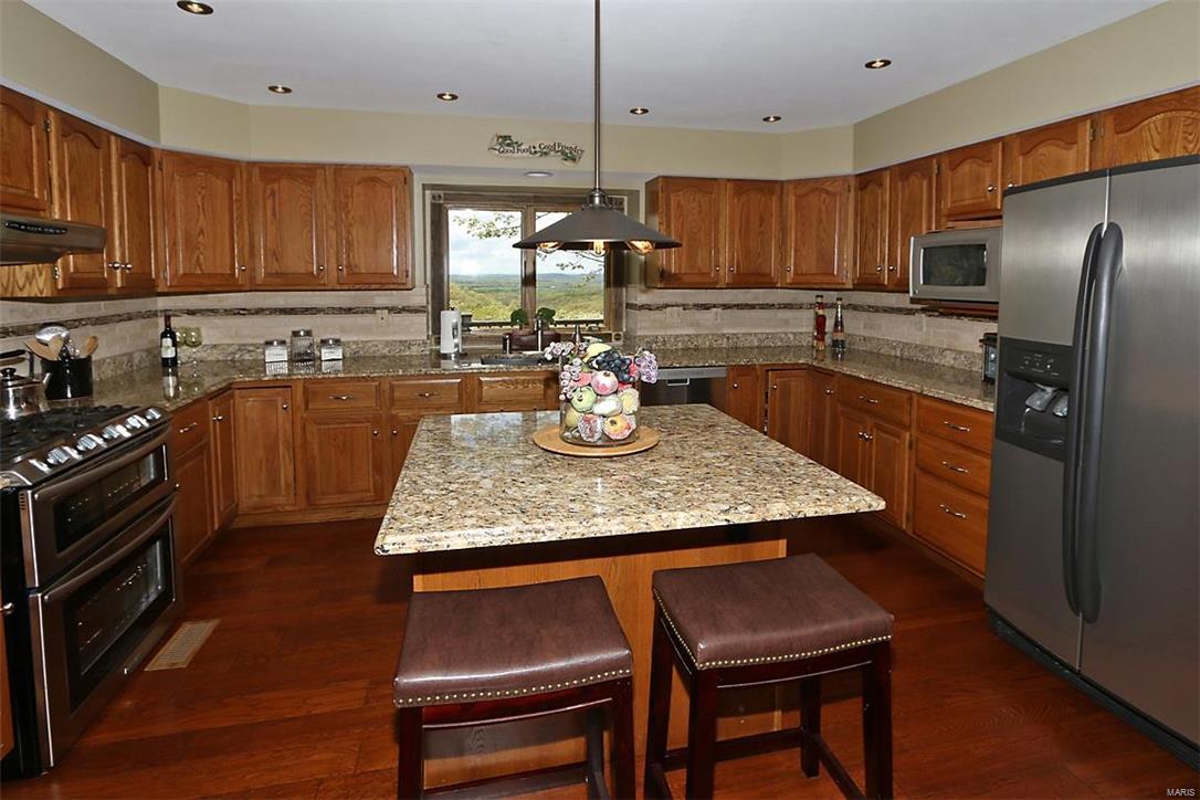 1553 Ridge Road Wildwood, MO 63021 - Photo 11 of 49