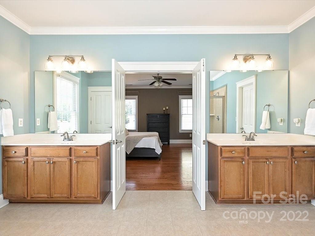 4740 Water Oak Road Charlotte, NC 28211 - Photo 29 of 46 Gallery Image 29