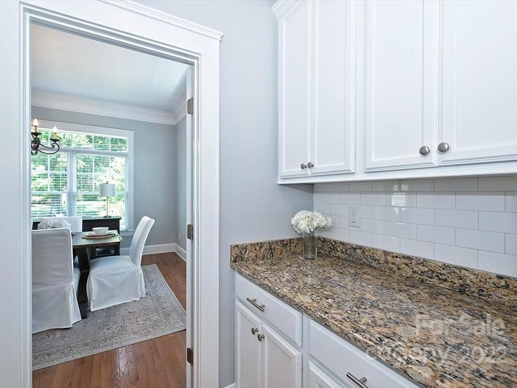 4740 Water Oak Road Charlotte, NC 28211 - Photo 9 of 46 Gallery Image 9