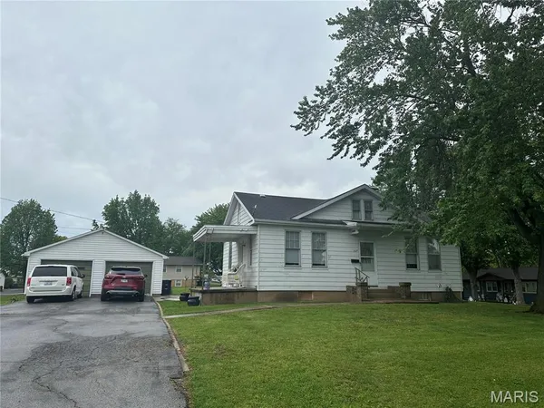 $150,000 | 104 West Jasper Street, Steeleville, IL 62288