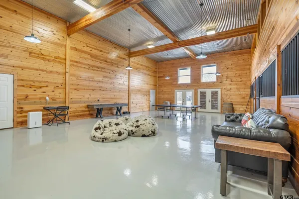 $1,498,750 | 131 Vz Cr, Grand Saline, TX 75140