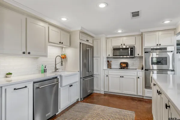 $1,498,750 | 131 Vz Cr, Grand Saline, TX 75140