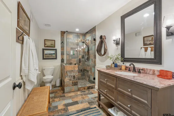 $1,498,750 | 131 Vz Cr, Grand Saline, TX 75140