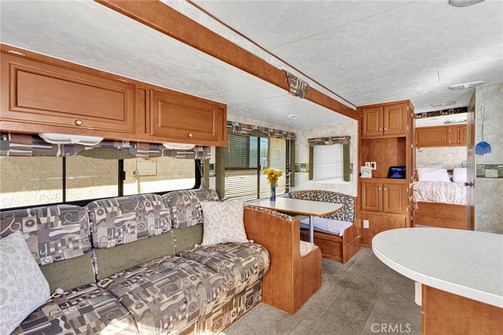 14575 Tonikan Road Apple Valley, CA 92307 - Photo 33 of 38 Gallery Image 33