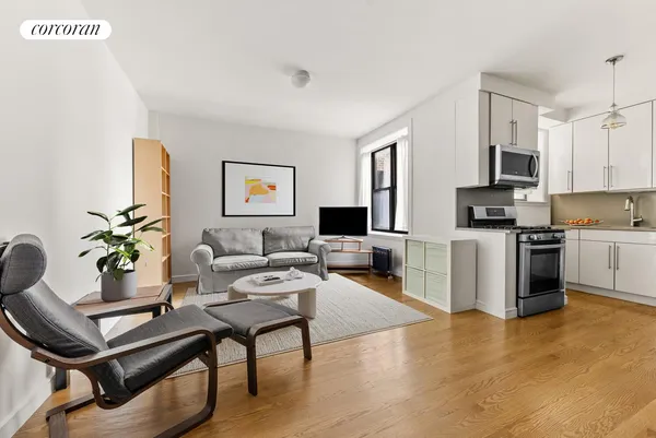 $845,000 | 710 Riverside Drive, Unit 2D | Hamilton Heights