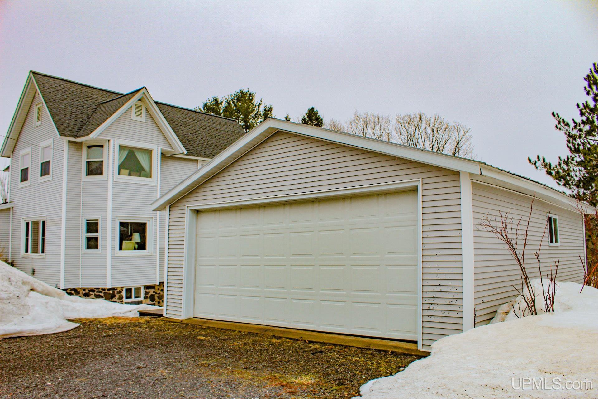 25241 Ridge Street Calumet, MI 49913 - Photo 44 of 45