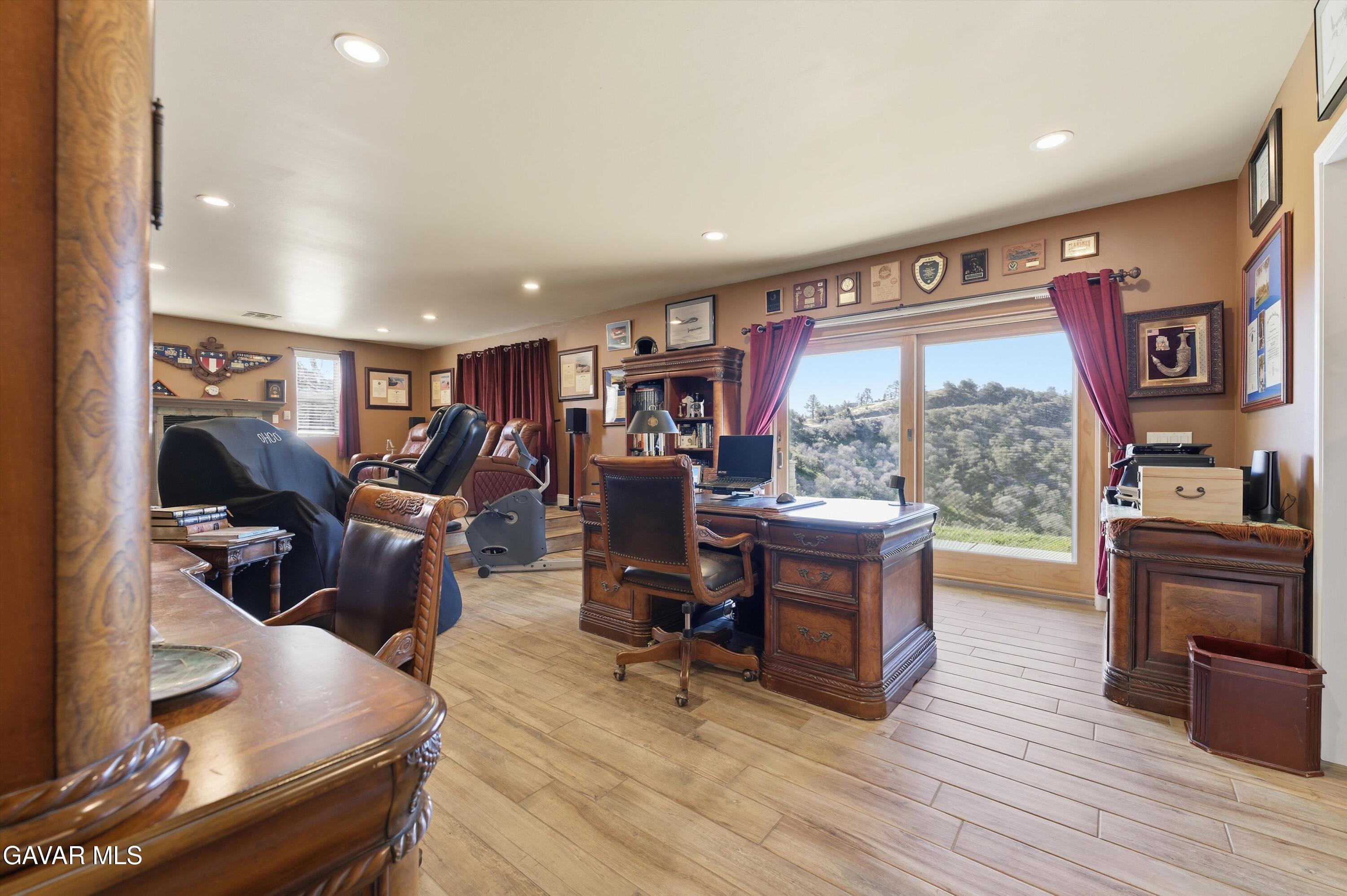 29300 Peregrine Place Tehachapi, CA 93561 - Photo 26 of 46 29-JYP02526