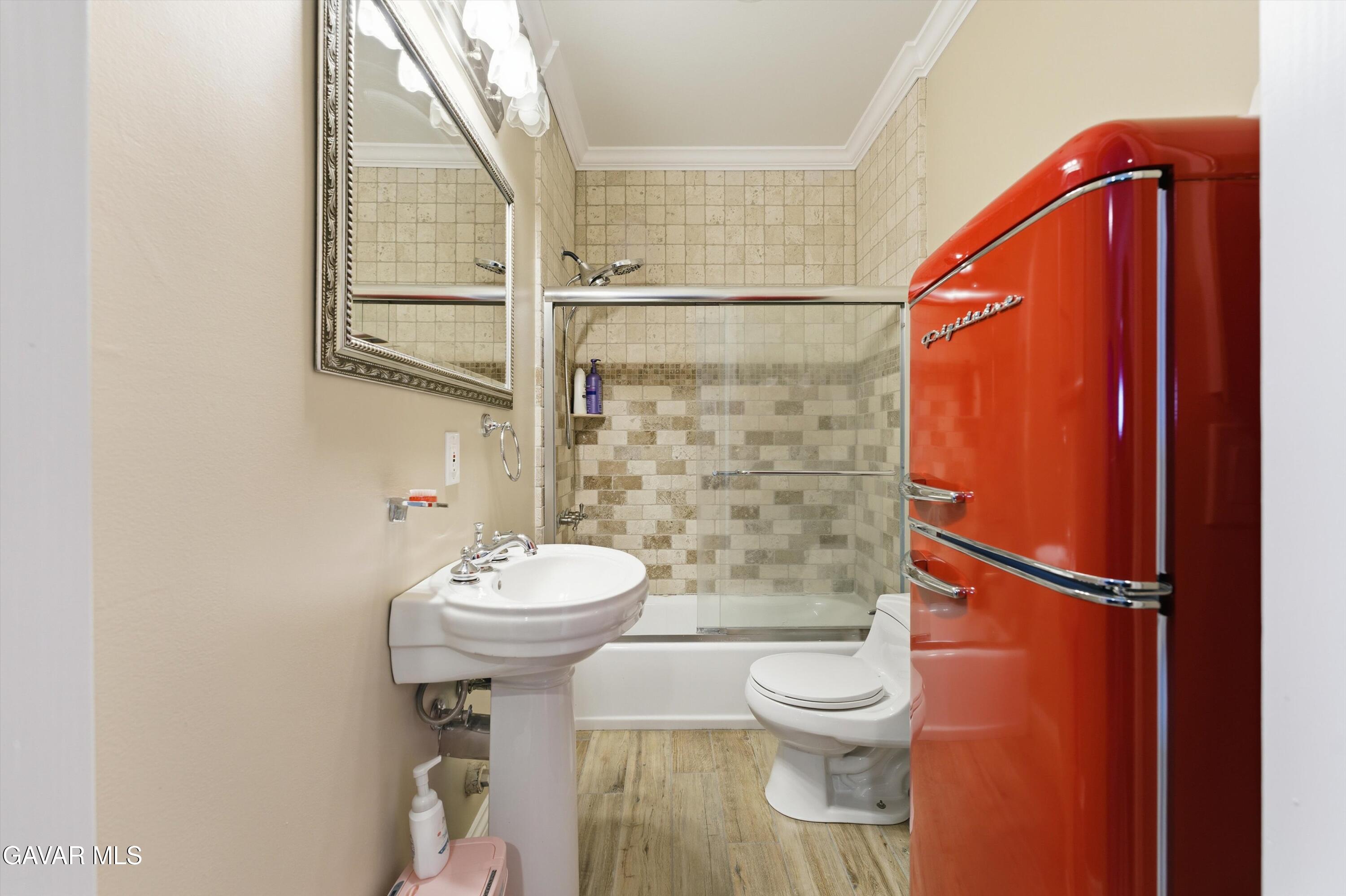 29300 Peregrine Place Tehachapi, CA 93561 - Photo 29 of 46 32-JYP02535