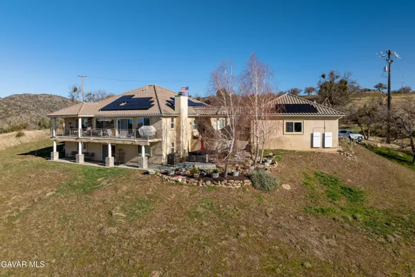 $849,900 | 29300 Peregrine Place, Tehachapi, CA 93561