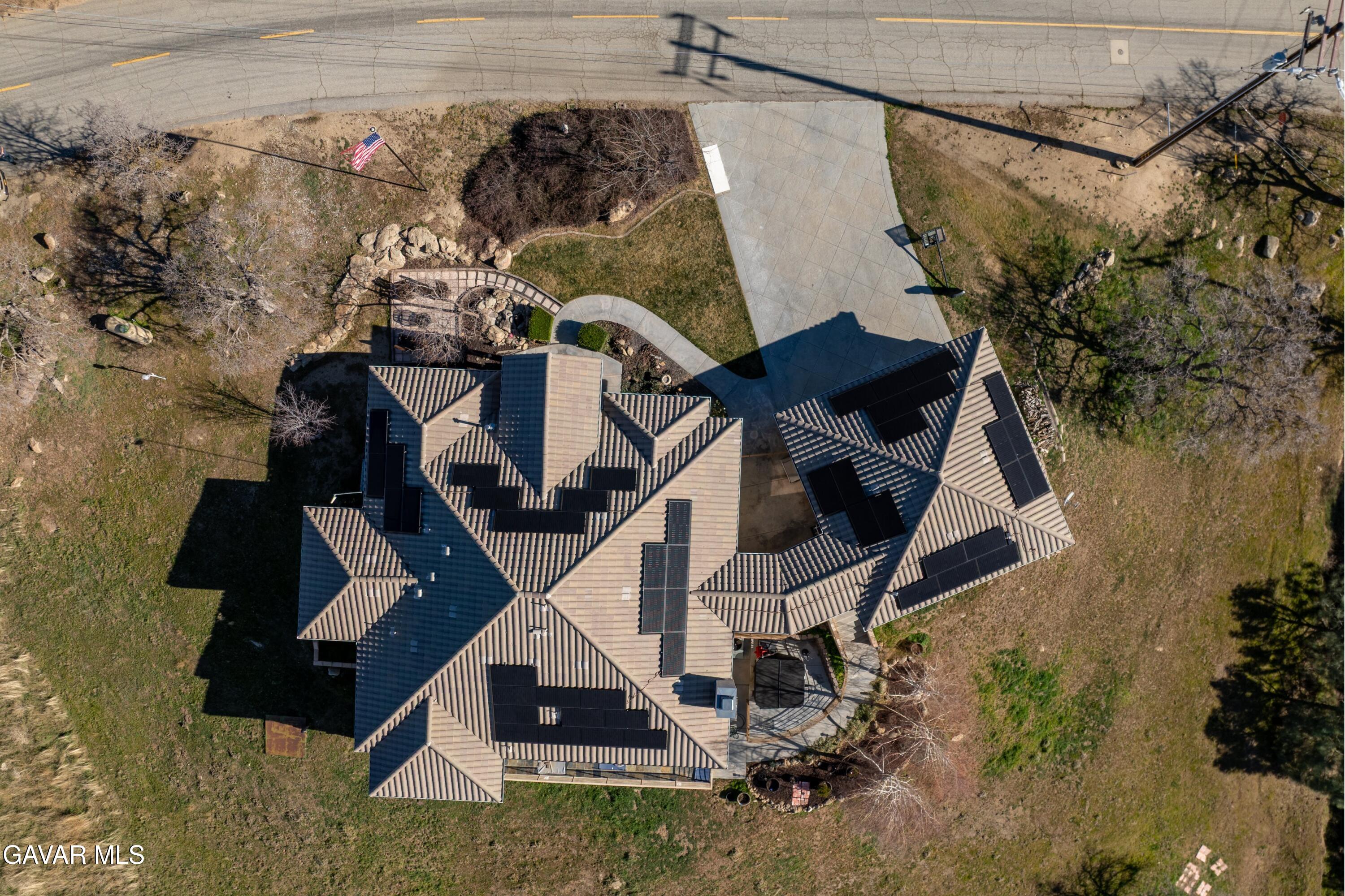 29300 Peregrine Place Tehachapi, CA 93561 - Photo 38 of 46 47-DJI_0091-HDR