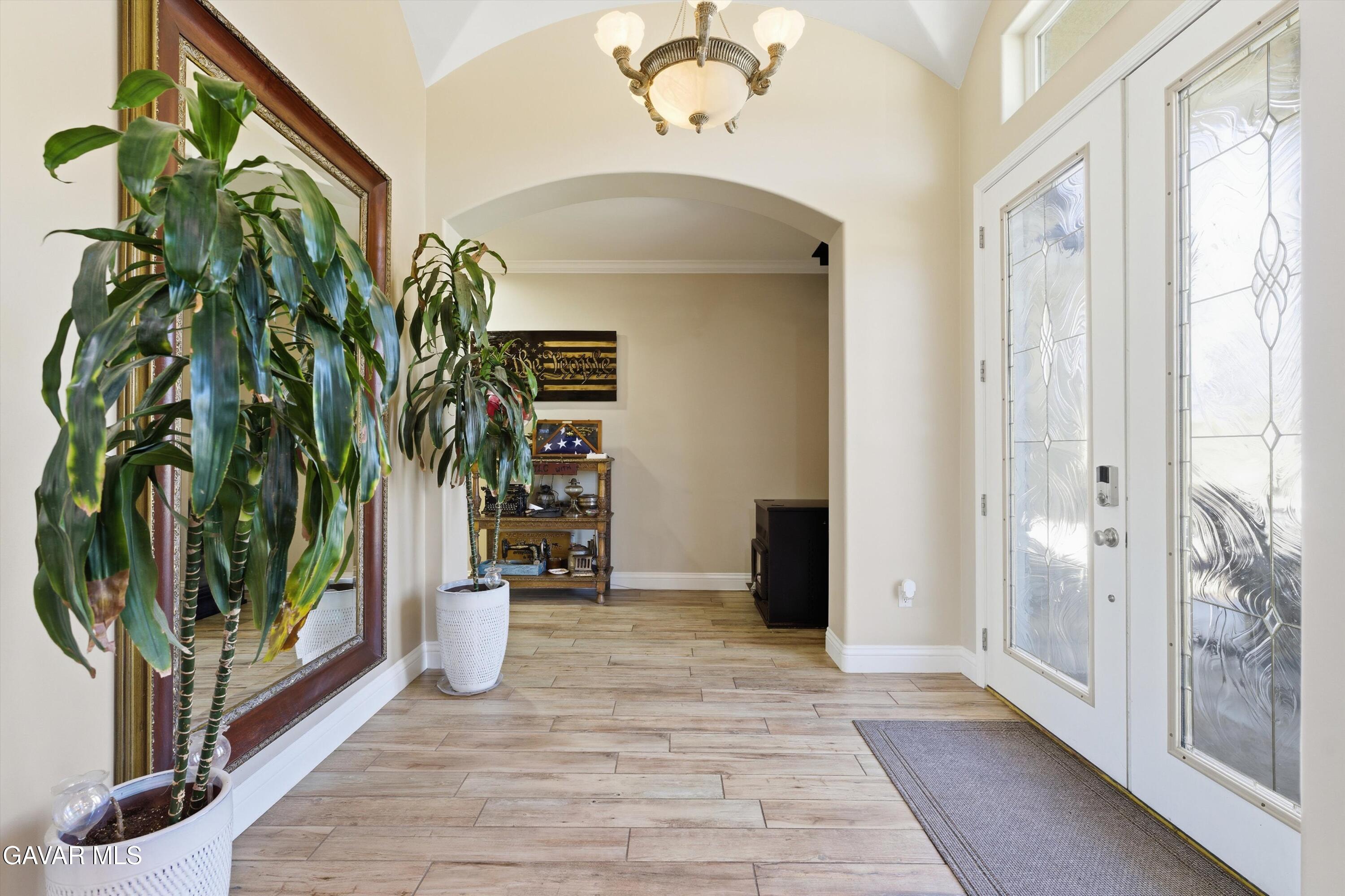 29300 Peregrine Place Tehachapi, CA 93561 - Photo 5 of 46 07-JYP02445