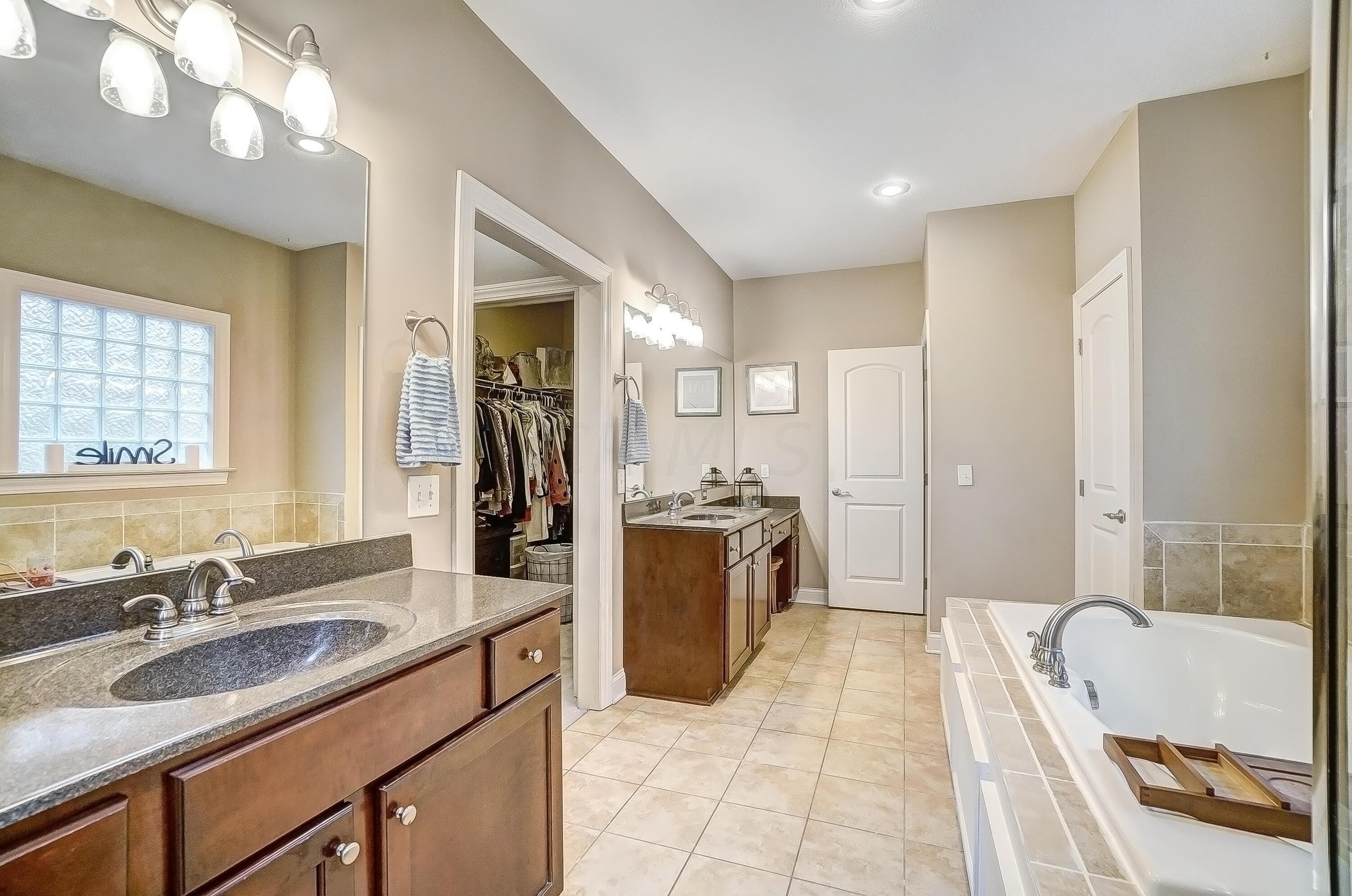 6310 Linworth Road Worthington, OH 43085 - Photo 27 of 80 Primary Bathroom