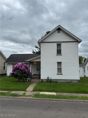 $134,900 | 1627 Hay Avenue, Coshocton, OH 43812