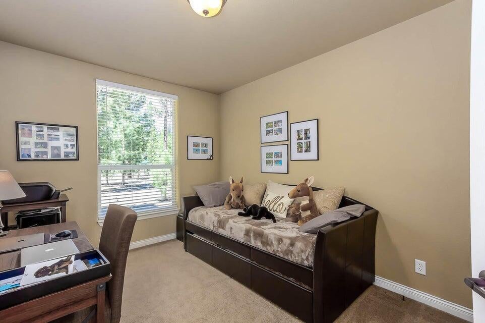 152385 Wagon Trail Road La Pine, OR 97739 - Photo 19 of 24 20220711220144789296000000-o